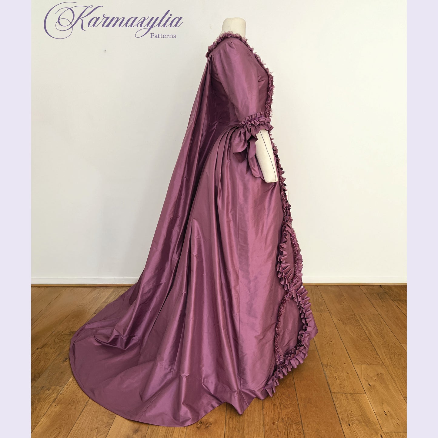 La Française - 18th century Sack Gown Pattern